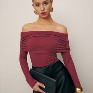 Reformation Womens Knit Top Florentina Off-Shoulder Burgundy Chianti Sz. M